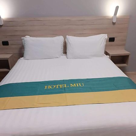 Miu Hotel Милано Екстериор снимка