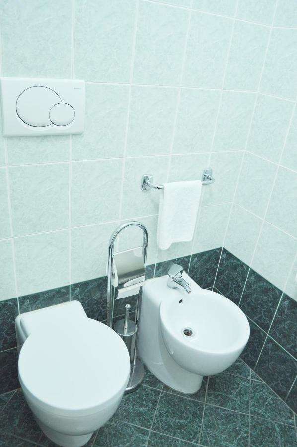 Miu Hotel Милано Екстериор снимка