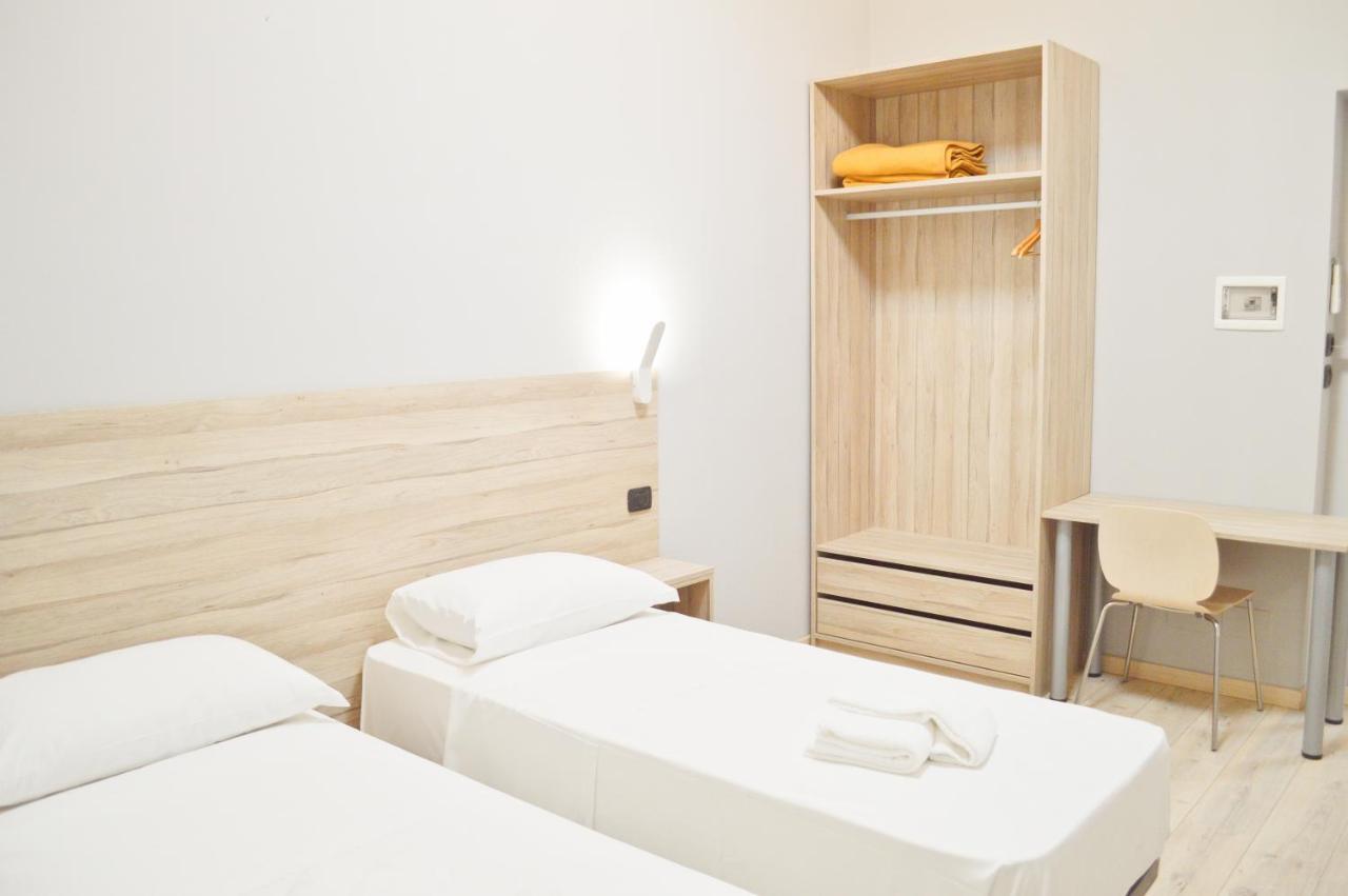 Miu Hotel Милано Екстериор снимка